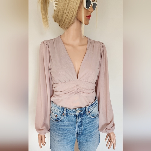 STELLALUCE LIGHT PURPLE SOFT LONG SLEEVES BODYSUIT TOP DEEP V-NECK MEDIUM - Picture 1 of 6